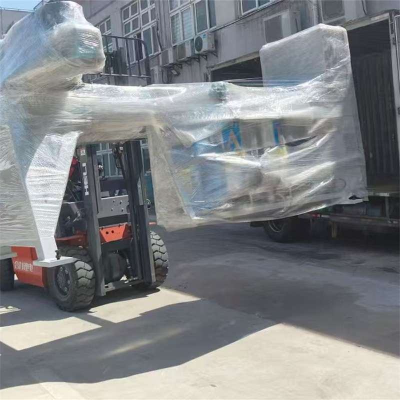 波密县赣州市物流：多样运输服务与丰富线路探秘