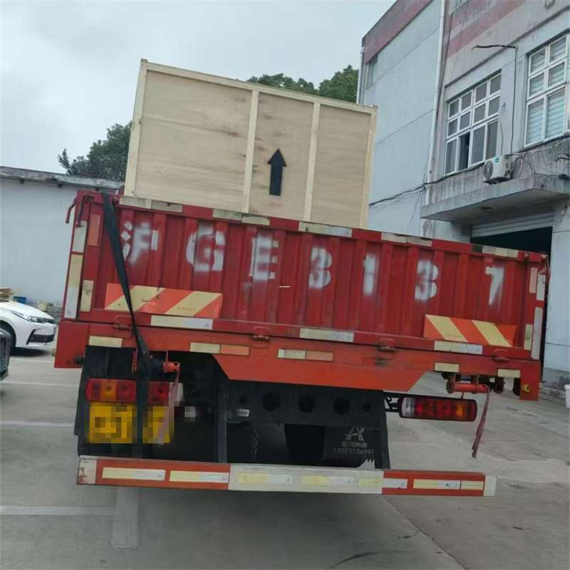 波密县米林县：物流专线的高效货运之旅